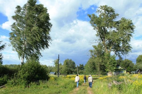 Емельяново — село на реке Брысса, где хранятся секреты Державина и память о героях войны