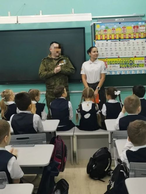 Первоклассники Лаишевского района познакомились с участником СВО