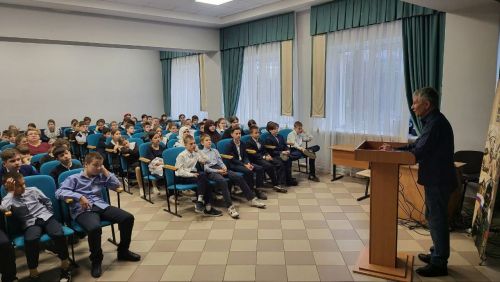 Сержант-пограничник рассказал лаишевским школьникам о службе в Афганистане