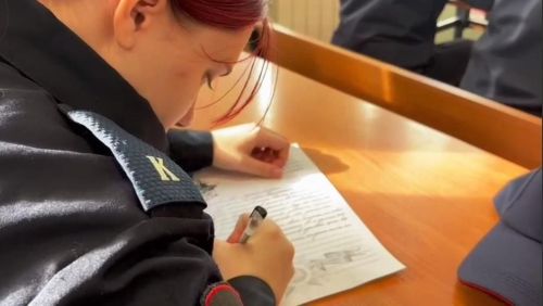 Студенты ЛТЭТ написали письма участникам СВО