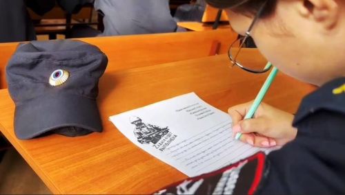 Студенты ЛТЭТ написали письма участникам СВО