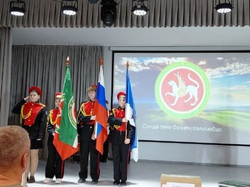 Лицеисты Лаишевского района встретились с народной гуманитарной группой «Обозник»