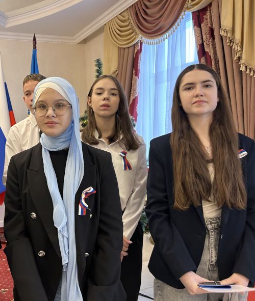 В День Конституции юные лаишевцы получили первые паспорта