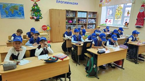 Юидовцы из Усад поддержали бойцов СВО тёплыми письмами с новогодними поздравлениями