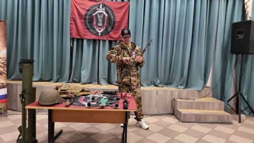 Волонтеры и участники СВО провели для лаишевских школьников «Урок мужества»