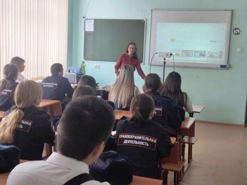 Лекция о репродуктивном здоровье в Лаишевском техникуме