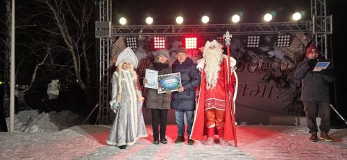 Лаеш районының төп чыршысы утларын кабызды