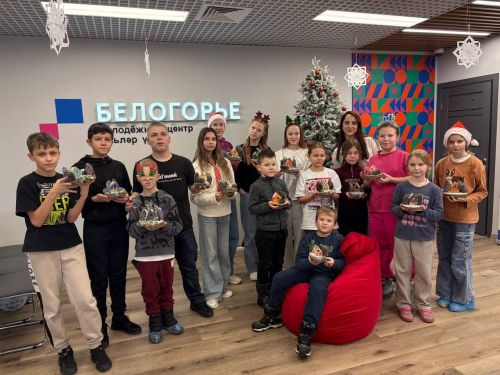 Для лаишевских подростков провели предновогодний мастер-класс