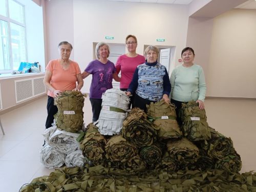 Герои тыла: орловские волонтёры сплели 1500-ю маскировочную сеть!
