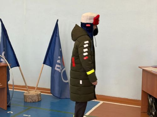Праздник по ПДД «Папа, мама и я — ПДДшная семья!» в Пелевской школе собрал креативные семьи