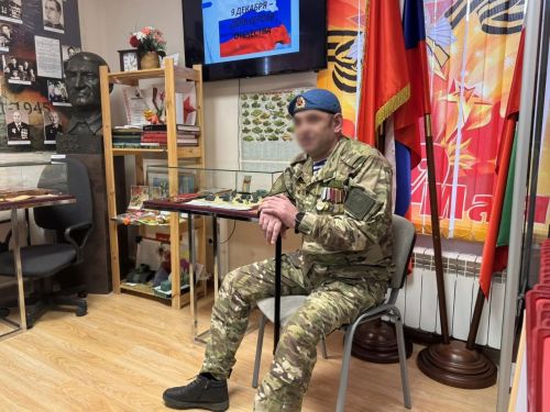 Воспитанники Лаишевского реабилитационного центра встретились с участником СВО