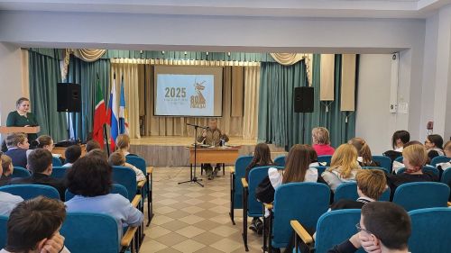 Участник СВО открыл Год защитника Отечества в Лаишевской школе № 2