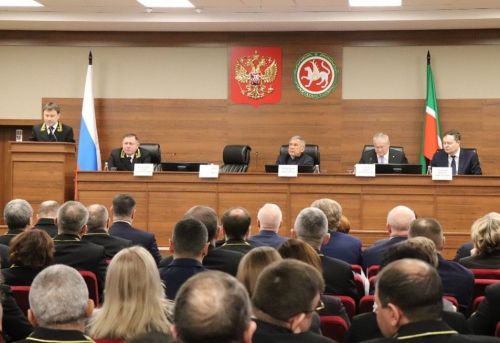Рустам Минниханов: В Татарстане можно обращаться к мировым судьям через Госуслуги