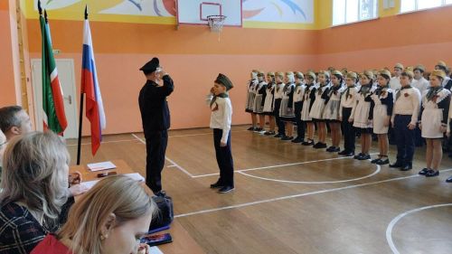 Смотр строя и песни посвятили Дню защитника Отечества