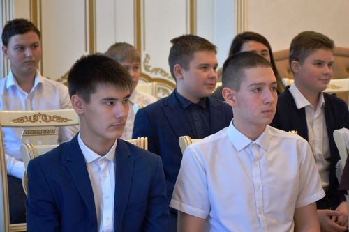 В Лаишевском отделе ЗАГС вручали паспорта