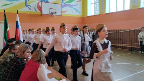 Смотр строя и песни посвятили Дню защитника Отечества