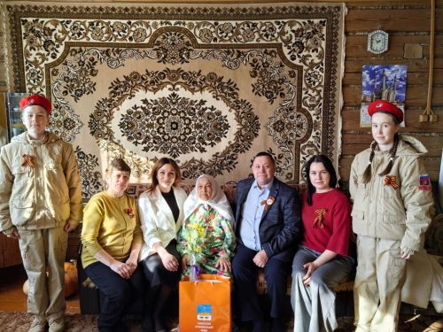 Лаеш районында тыл хезмәтчәненә юбилей медале тапшырдылар