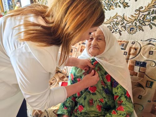 В Лаишевском районе труженице тыла вручили юбилейную медаль