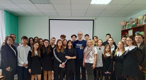 Лаишевские гимназисты встретились с участником СВО