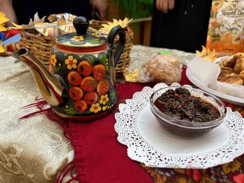 В школе № 2 города Лаишево прошла благотворительная ярмарка