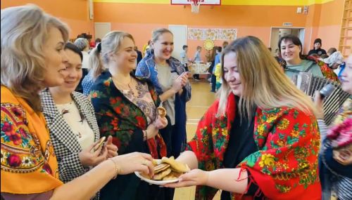 В школе № 2 города Лаишево прошла благотворительная ярмарка