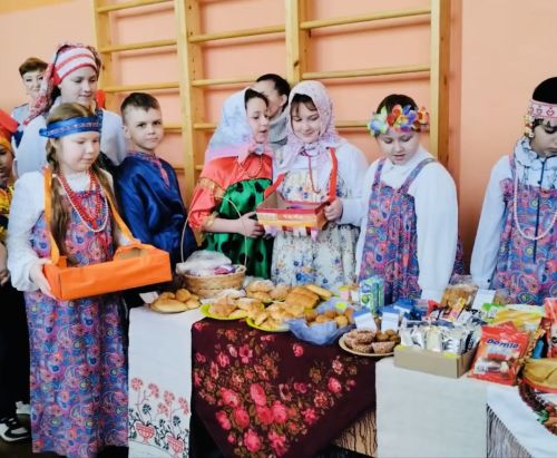В школе № 2 города Лаишево прошла благотворительная ярмарка