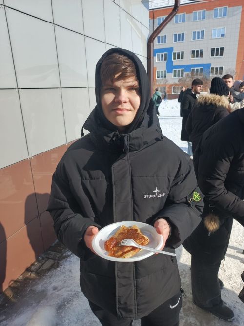 В Лаишевском техникуме отметили веселую Масленицу