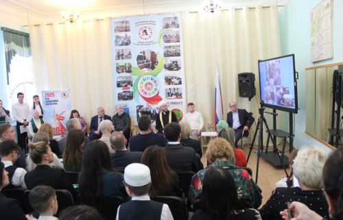Пелевская школа Лаишевского района и татарская гимназия Саратова подписали соглашение о сотрудничестве