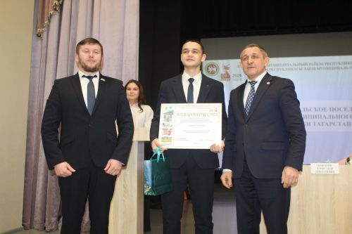 Волонтеры Никольского поселения Лаишевского района сплели 556 маскировочных сетей