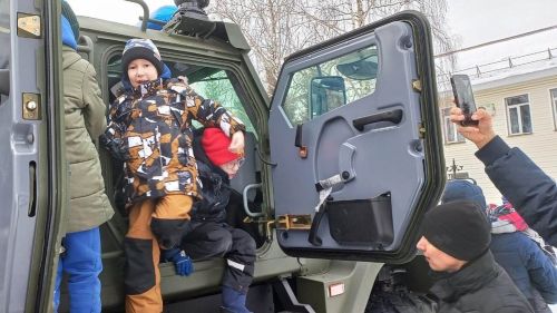 Лаеш районы каратистлары ОМОНның ничек эшләвен күрделәр