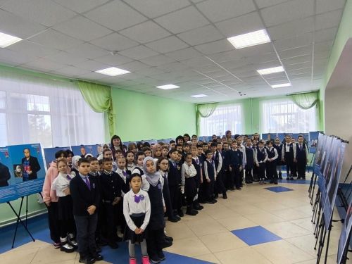 Лаеш районы укучылары «Герой атасы » күргәзмәсе белән таныштылар