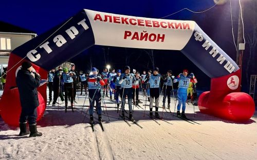Лаишевские лыжники заняли призовые места в «Ночной гонке»