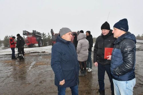 Илдус Зарипов районның авыл хуҗалыгы предприятиеләрендә булды