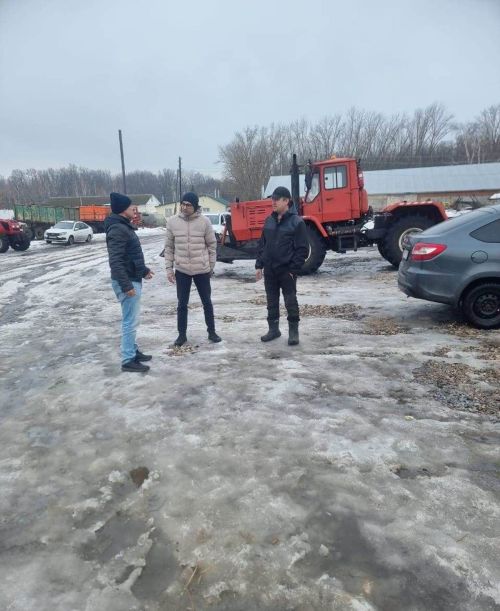 Илдус Зарипов районның авыл хуҗалыгы предприятиеләрендә булды