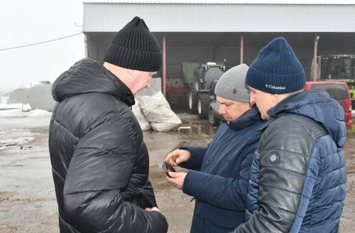 Ильдус Зарипов посетил сельхозпредприятия района