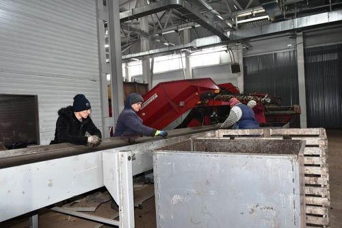 Илдус Зарипов районның авыл хуҗалыгы предприятиеләрендә булды