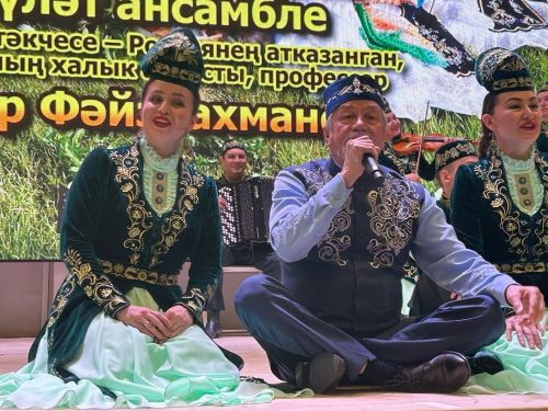 В Лаишевском районе выступил заслуженный артист России Айдар Файзрахманов