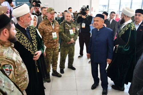 Тринадцать тысяч человек собрались на республиканском ифтаре в Лаишевском районе