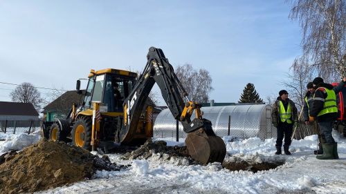 На лаишевских улицах меняют водопроводные трубы