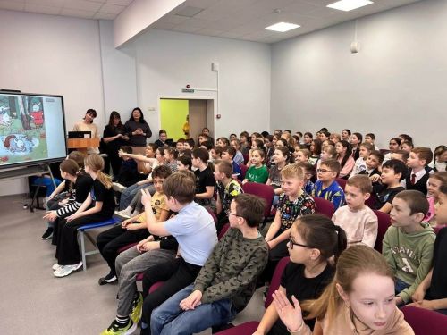 Лаеш районы укучылары театраль атмосферага чумдылар