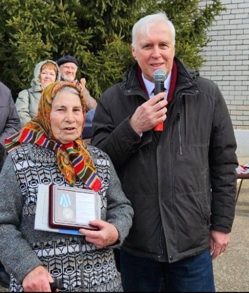 Открытие мемориальной доски академику В.И. Андрееву в Большекабанской школе