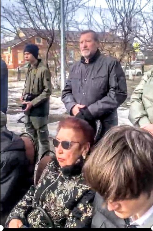 Открытие мемориальной доски академику В.И. Андрееву в Большекабанской школе