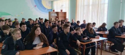 Лаеш техникумында ОБЖ дәресендә юлларда куркынычсызлык турында фикер алыштылар