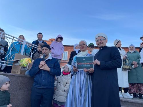 На Ураза-байрам в городе Лаишево разыграли барашка