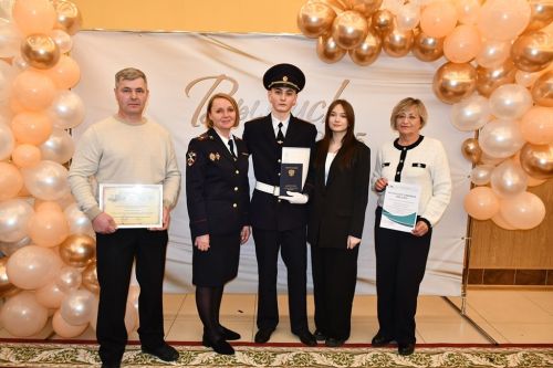 Первому выпуску студентов-правоохранителей ЛТЭТ вручили дипломы