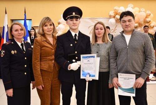Первому выпуску студентов-правоохранителей ЛТЭТ вручили дипломы