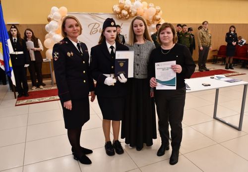 Первому выпуску студентов-правоохранителей ЛТЭТ вручили дипломы