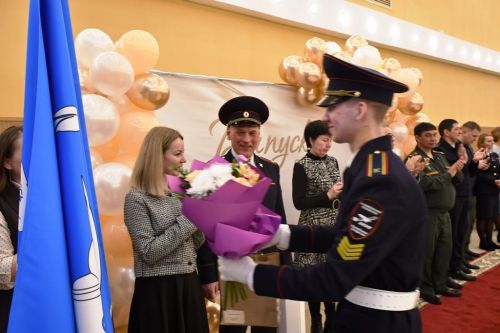 Первому выпуску студентов-правоохранителей ЛТЭТ вручили дипломы