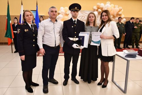 Первому выпуску студентов-правоохранителей ЛТЭТ вручили дипломы