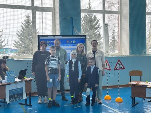 В Пелевской школе состоялись спортивные соревнования «Папа, мама, я — ПДДшная семья!»